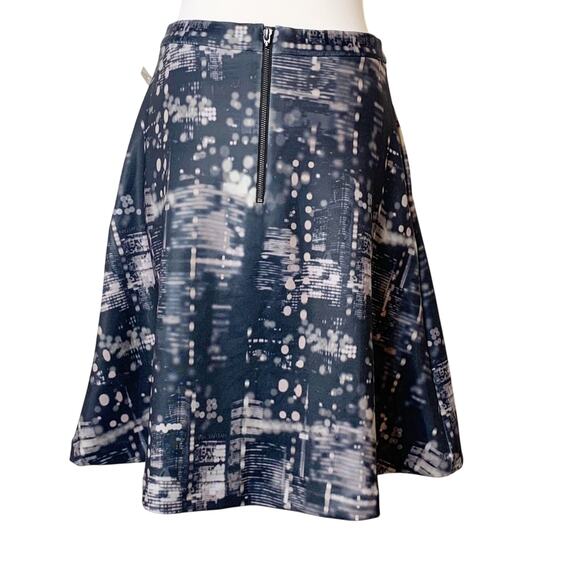 NWOT Pink Tartan cityscape printed a line skirt sz 4 - Picture 2 of 7